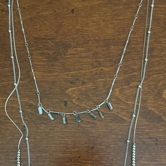 NWOT Silver and White Jewelry Set, Tiered Necklace and 4 Beaded Bracelets - Picture 13 of 16